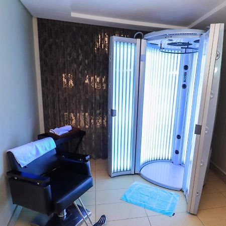 The Fairway Hotel, Spa & Golf Resort Randburg Extérieur photo