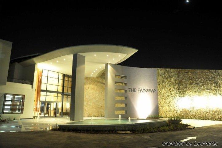 The Fairway Hotel, Spa & Golf Resort Randburg Extérieur photo