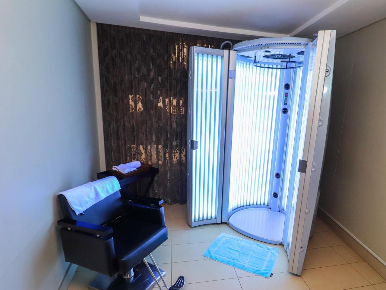 The Fairway Hotel, Spa & Golf Resort Randburg Extérieur photo