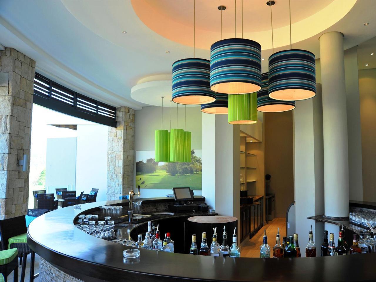 The Fairway Hotel, Spa & Golf Resort Randburg Extérieur photo