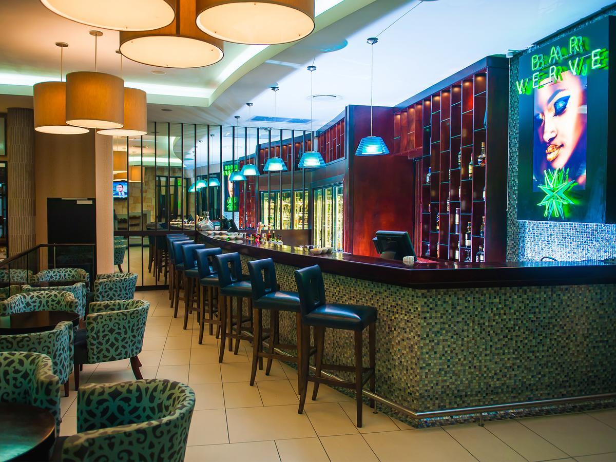 The Fairway Hotel, Spa & Golf Resort Randburg Extérieur photo