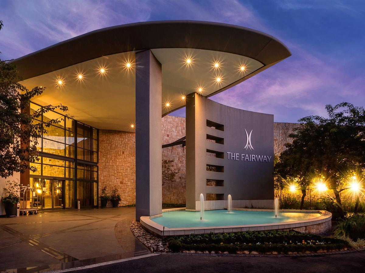 The Fairway Hotel, Spa & Golf Resort Randburg Extérieur photo