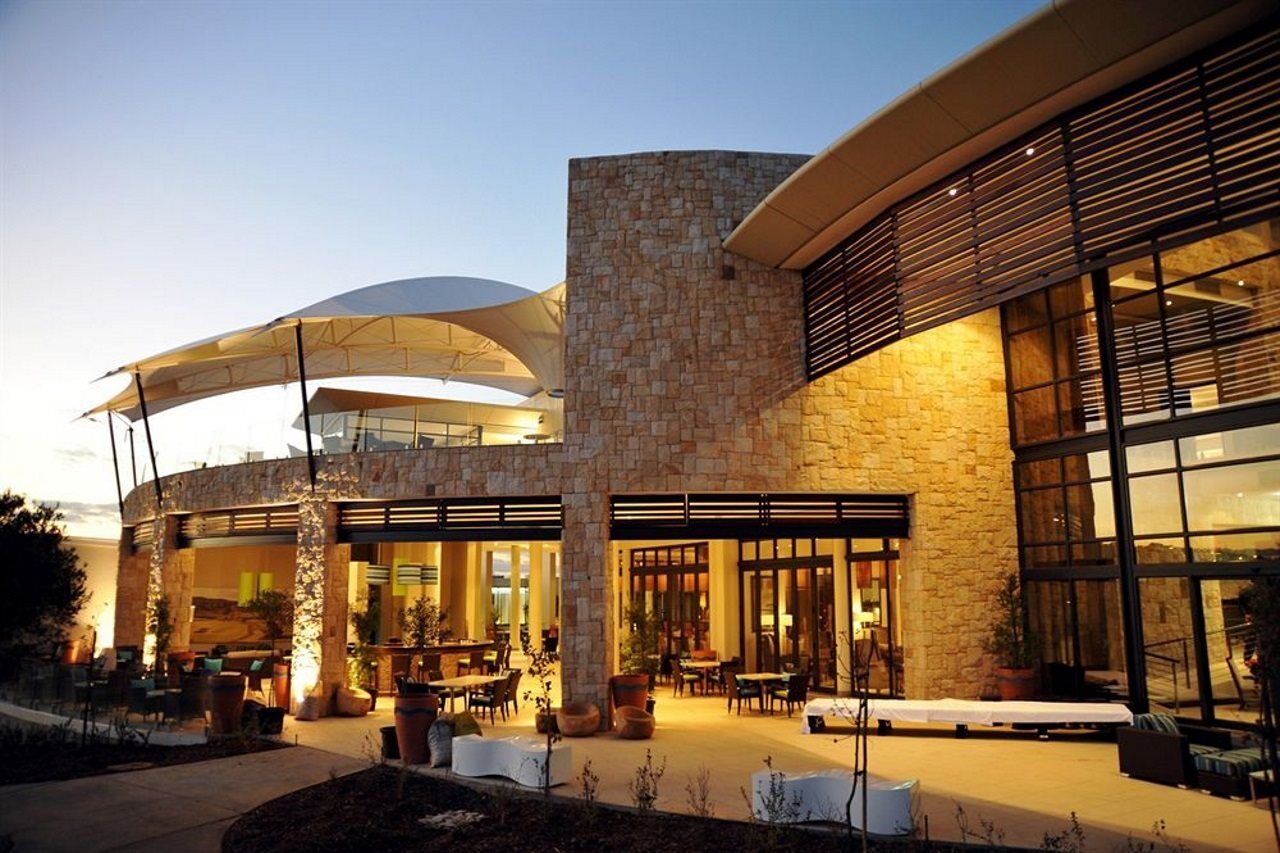 The Fairway Hotel, Spa & Golf Resort Randburg Extérieur photo