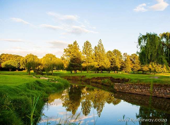 The Fairway Hotel, Spa & Golf Resort Randburg Extérieur photo